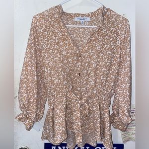 Sweet Rain size small mid-sleeve floral blouse, 100% polyester